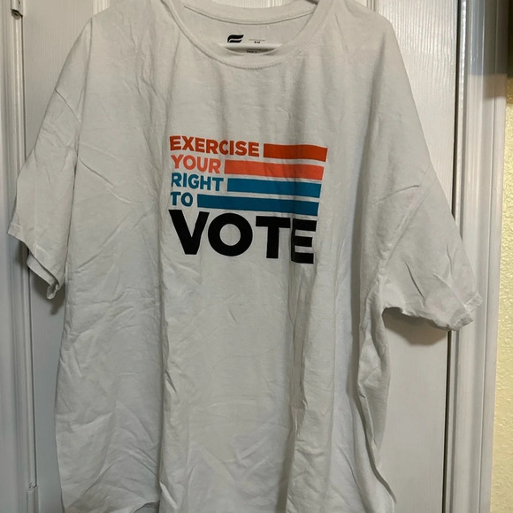 Fabletics Heavy Duty White T-shirt Size 1X - Exercise Your Right to VOTE - Picture 4 of 4